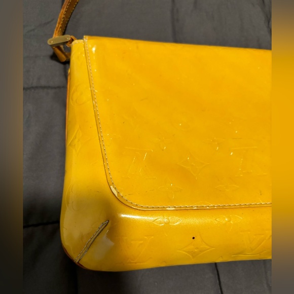 Louis Vuitton Vernis Thompson Monogram Yellow Patent Leather Street Bag 1999 - Picture 7 of 16